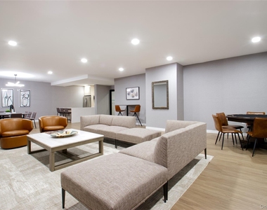333 Warner Avenue - Photo Thumbnail 9