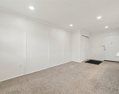 125 Fire Island Avenue - Photo Thumbnail 5