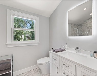 16 Pin Oak Lane - Photo Thumbnail 20