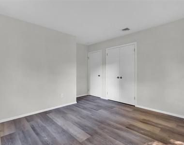 7 Canterbury Court - Photo Thumbnail 35