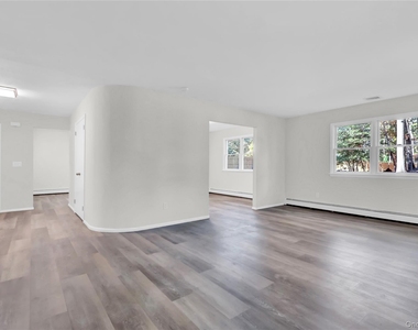 7 Canterbury Court - Photo Thumbnail 12