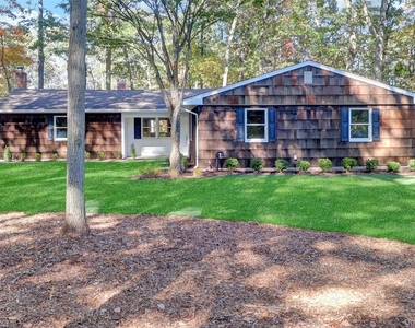 7 Canterbury Court - Photo Thumbnail 1