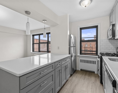 33 William Street - Photo Thumbnail 9