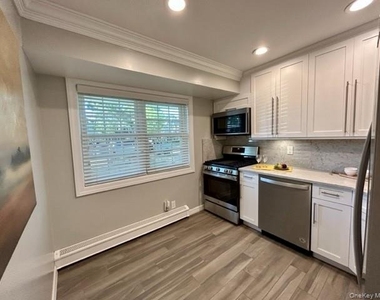 532 Terrace - Photo Thumbnail 3