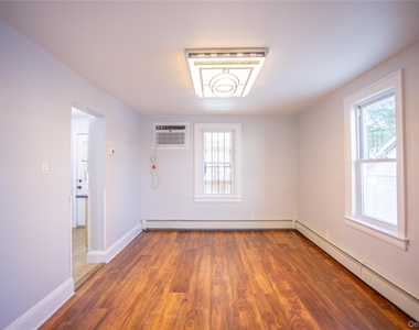 1261 Waverly Street - Photo Thumbnail 7