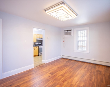 1261 Waverly Street - Photo Thumbnail 8