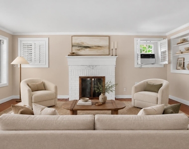 1058 Plandome Road - Photo Thumbnail 5