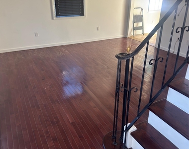26 Circle Drive - Photo Thumbnail 7