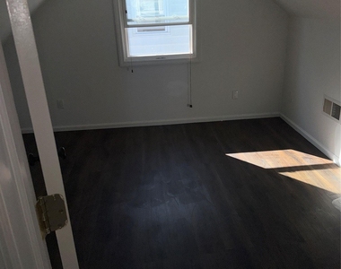 26 Circle Drive - Photo Thumbnail 10