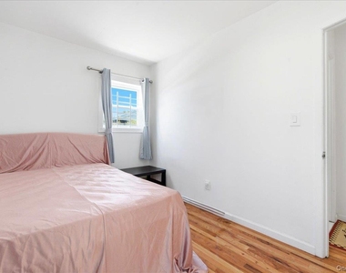 77-32 160th Street - Photo Thumbnail 14