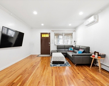 77-32 160th Street - Photo Thumbnail 4