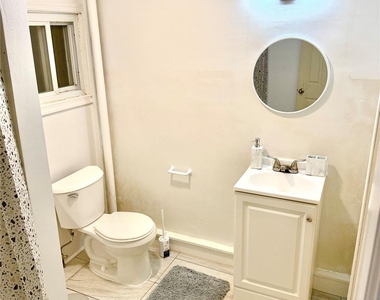 6 Ulster Place - Photo Thumbnail 1