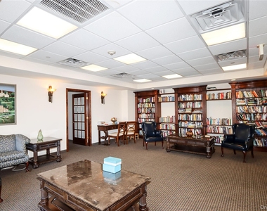 242 Maple Avenue - Photo Thumbnail 18