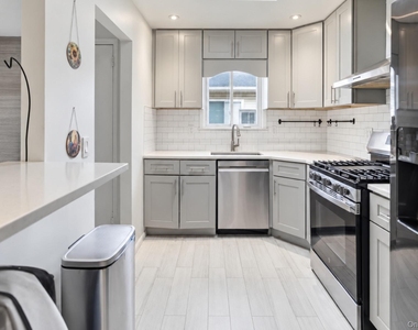 5 Segrove Place - Photo Thumbnail 1