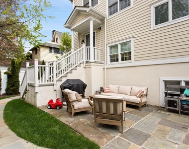 51 Wallace Street - Photo Thumbnail 4