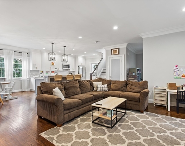51 Wallace Street - Photo Thumbnail 8
