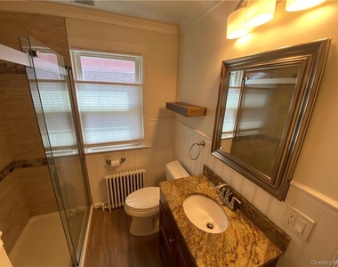 17 Harriman Avenue - Photo Thumbnail 13