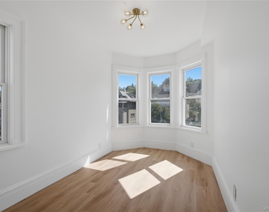 35 South Broadway - Photo Thumbnail 13