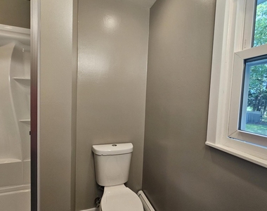 4 Eastwood Drive - Photo Thumbnail 9