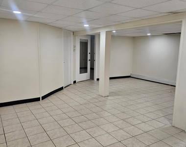 4 Eastwood Drive - Photo Thumbnail 11
