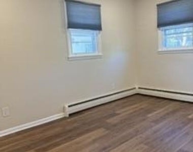 327 Rowland Street - Photo Thumbnail 18