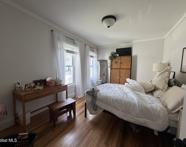 17 Granite Street - Photo Thumbnail 6