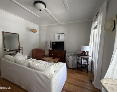 17 Granite Street - Photo Thumbnail 2