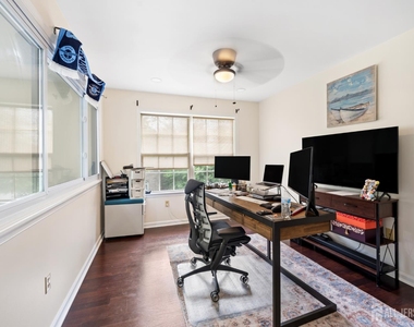 1401 Taggert Drive - Photo Thumbnail 25