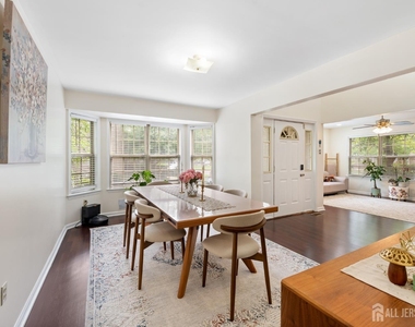 1401 Taggert Drive - Photo Thumbnail 7