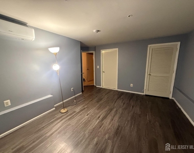 730 Harbortown Boulevard - Photo Thumbnail 28