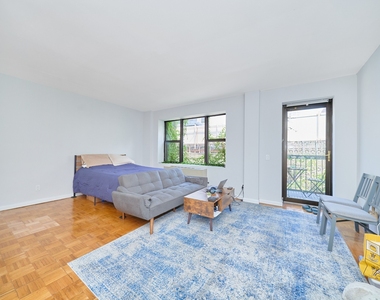 337 W 43rd Street - Photo Thumbnail 1