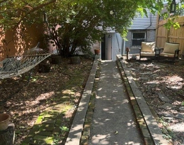 72 Clermont Avenue - Photo Thumbnail 6