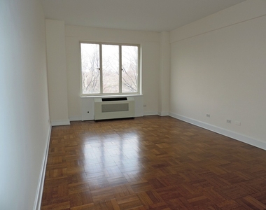 40 Central Park S - Photo Thumbnail 6