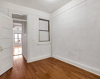 51 Irving Place - Photo Thumbnail 4