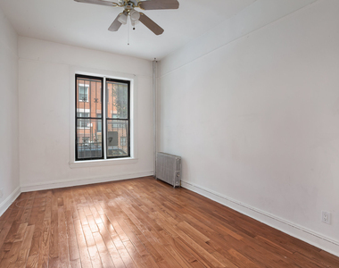 51 Irving Place - Photo Thumbnail 5
