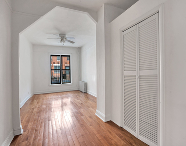 51 Irving Place - Photo Thumbnail 6