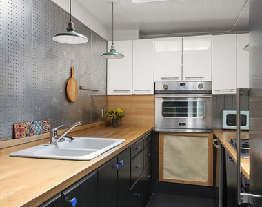 474 Dean Street - Photo Thumbnail 3