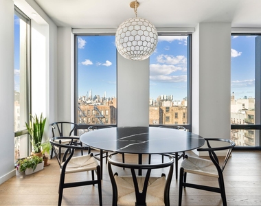 287 E Houston Street - Photo Thumbnail 12