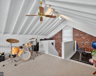 420 W Cork Street - Photo Thumbnail 46