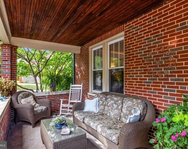 420 W Cork Street - Photo Thumbnail 6