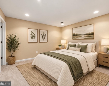 117 Holmes Street - Photo Thumbnail 4