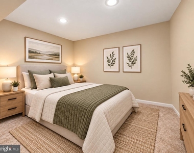 117 Holmes Street - Photo Thumbnail 7