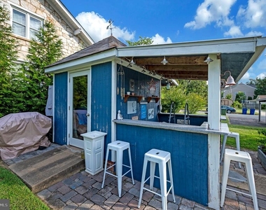 1001 Clearview Avenue - Photo Thumbnail 16