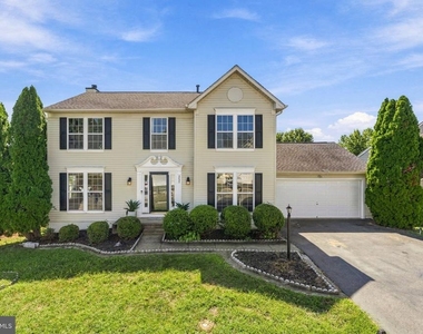 2033 Germander Way - Photo Thumbnail 1