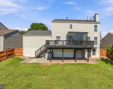 2033 Germander Way - Photo Thumbnail 52
