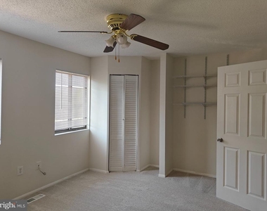 15245 Coachman Terrace - Photo Thumbnail 15