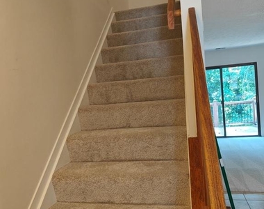 15245 Coachman Terrace - Photo Thumbnail 8