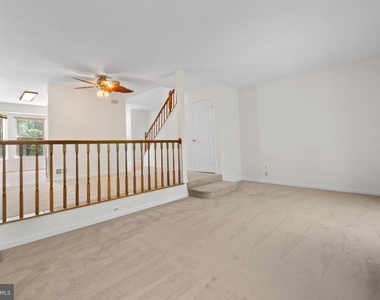 11513 Hill Meade Lane - Photo Thumbnail 15