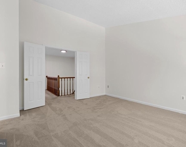 11513 Hill Meade Lane - Photo Thumbnail 20