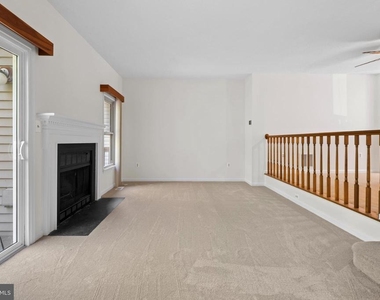 11513 Hill Meade Lane - Photo Thumbnail 14